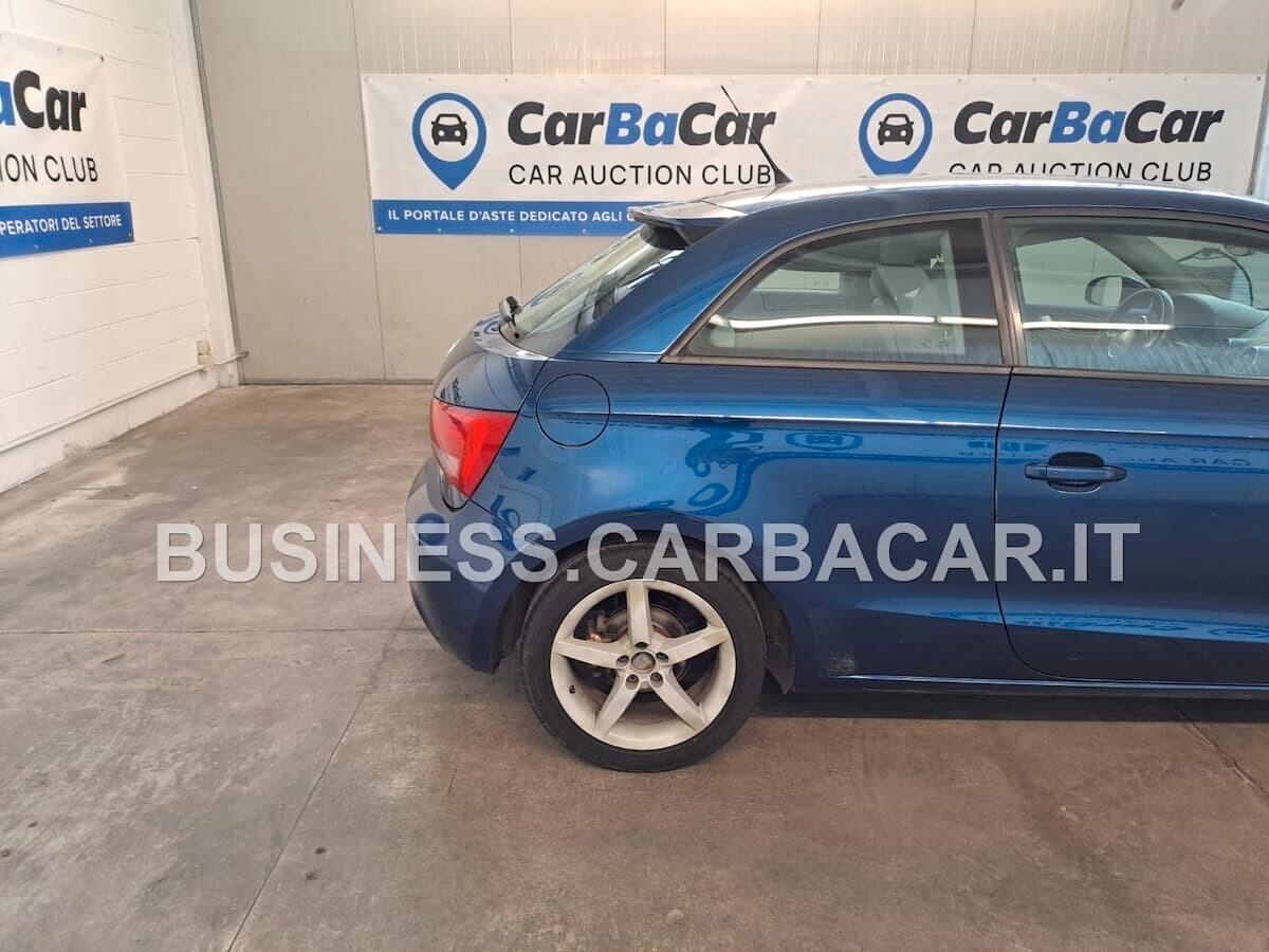 Audi A1 1.6 TDI 105 CV Attraction( per neopatentati