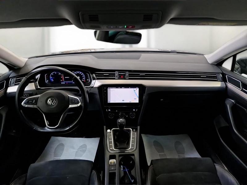 VOLKSWAGEN PASSAT VARIANT 2.0 TDI SCR EVO 110kW Executive BMT