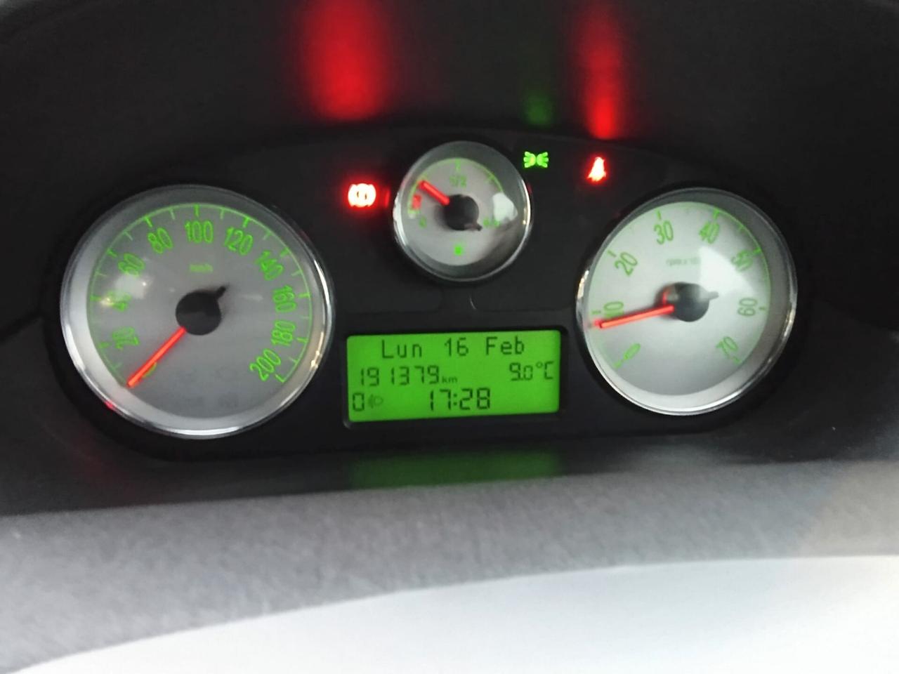 Lancia Ypsilon 1.2 69 CV Unyca