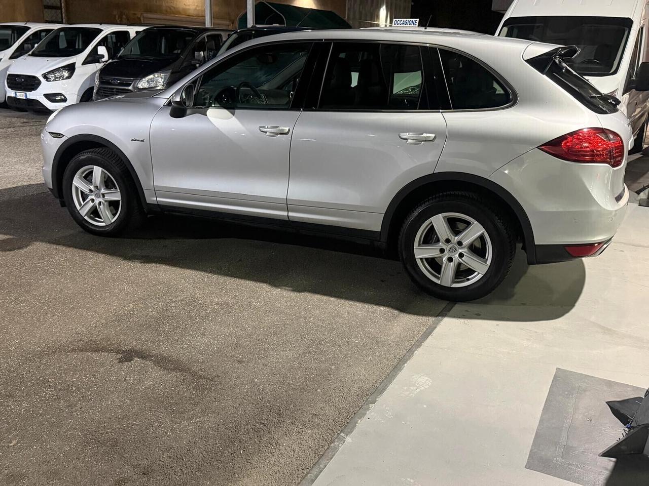 Porsche Cayenne 3.0 Diesel tiptronic 173000km