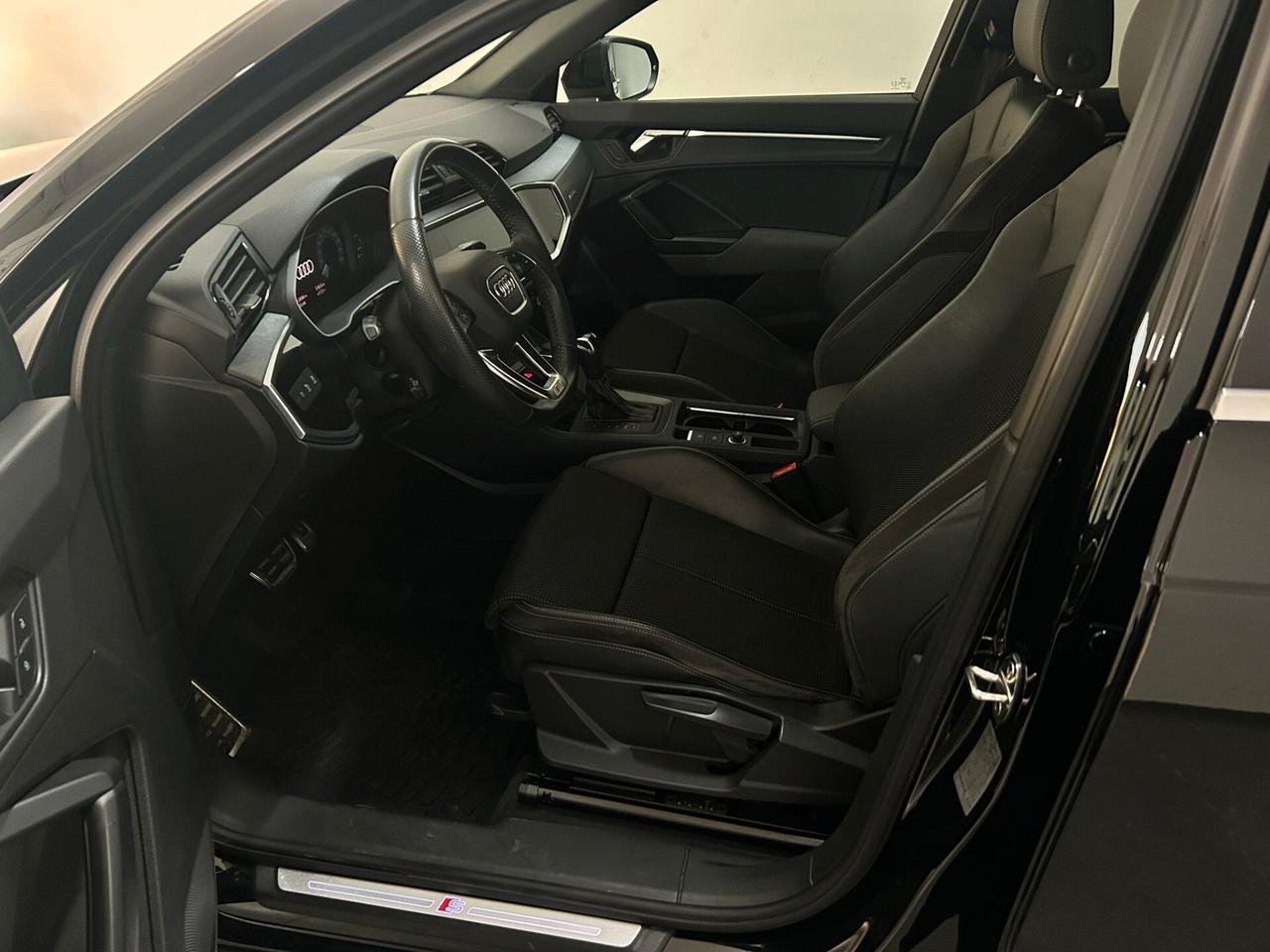 Audi Q3 40 TDI quattro S tronic line edition