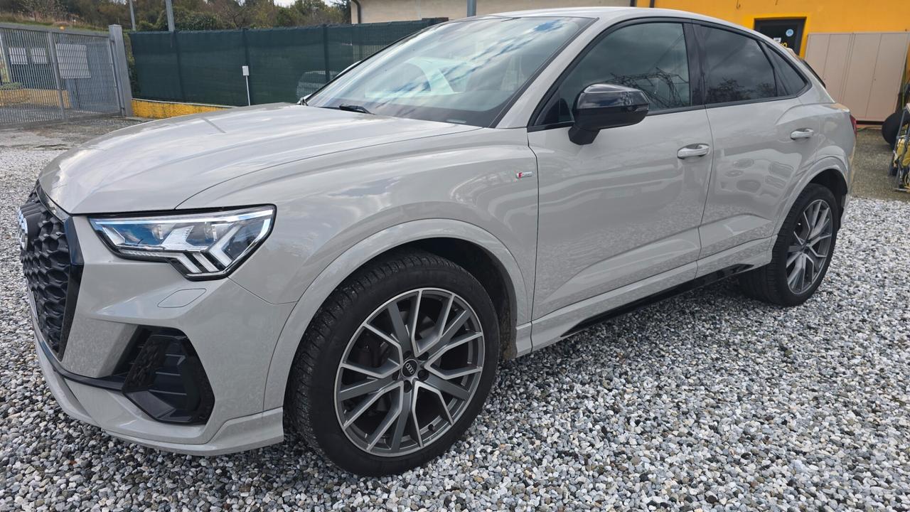 Audi Q3 35 TDI Business