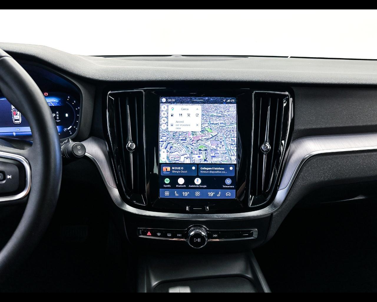 VOLVO V60 B4 (d) automatico Essential