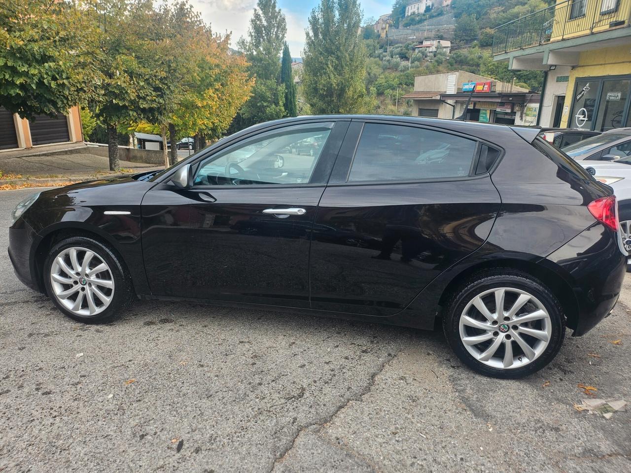 Alfa Romeo Giulietta 1.6JTDm Cambio Autom 2018