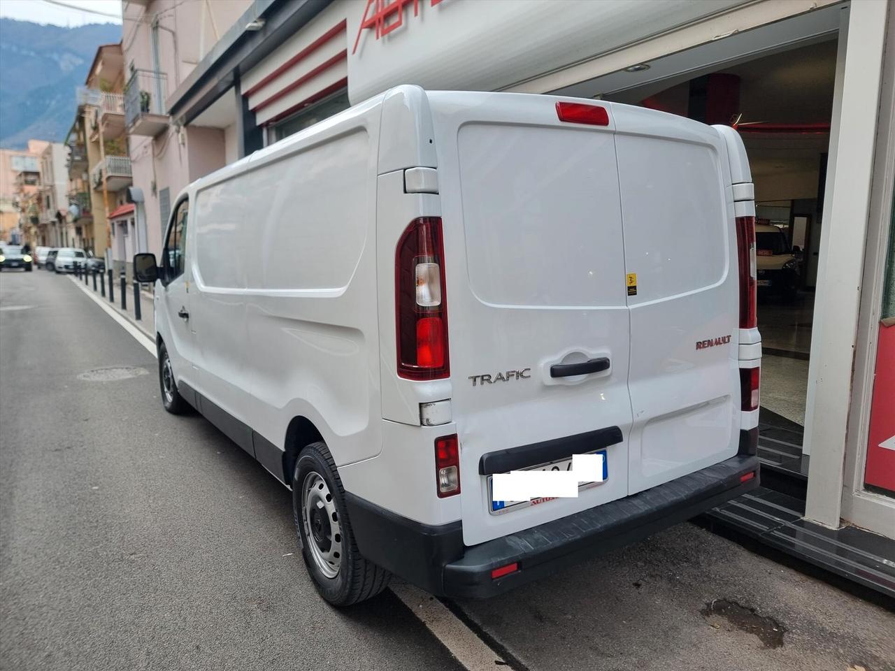 Renault TRAFIC 2.0 DCI L2 PL TB PASSO LUNGO TETTO BASSO IVA ESCLUSA