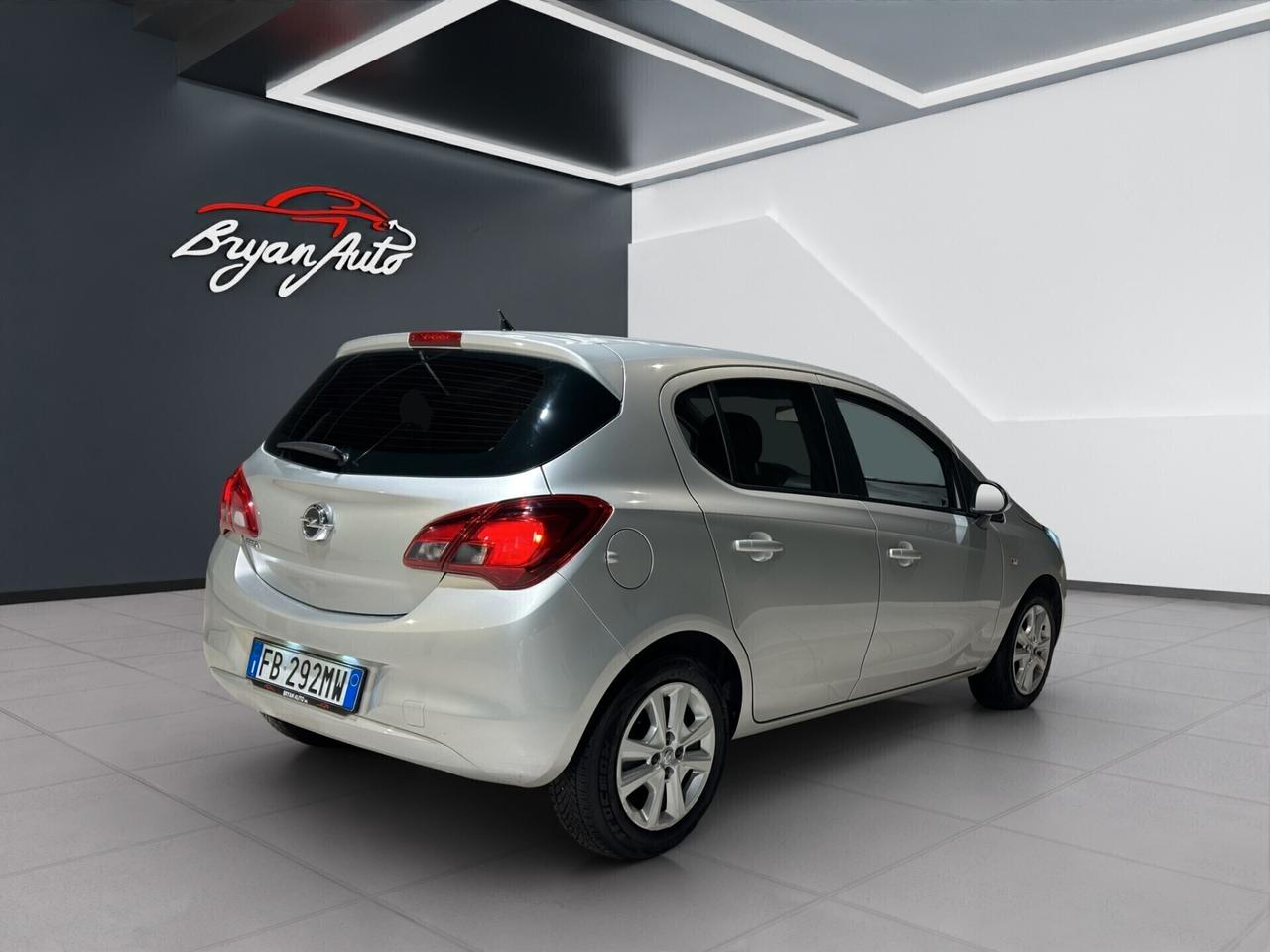 Opel Corsa 1.4 90CV GPL Tech 5 porte b-Color