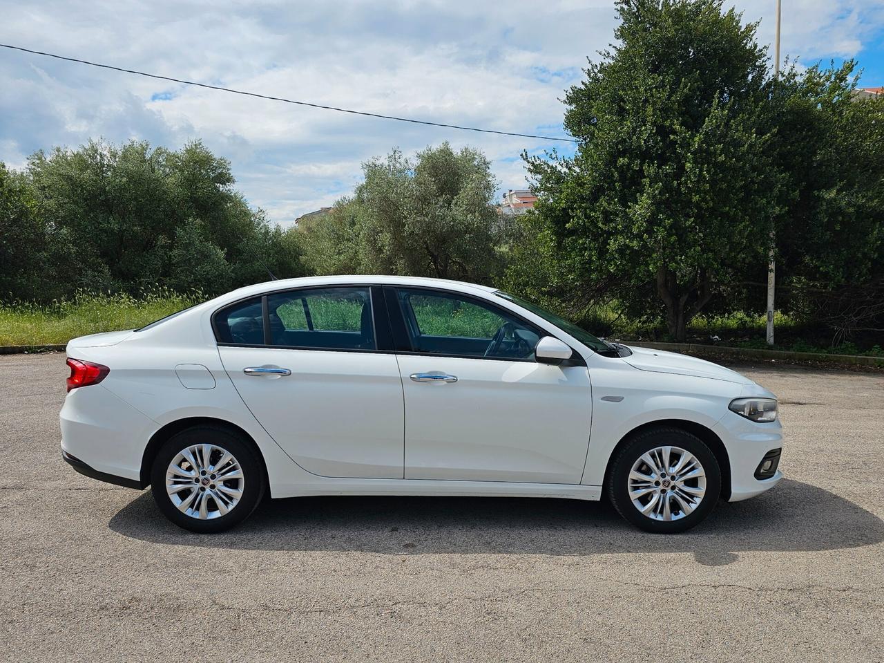 Fiat Tipo 1.6 Mjt 4 porte Lounge