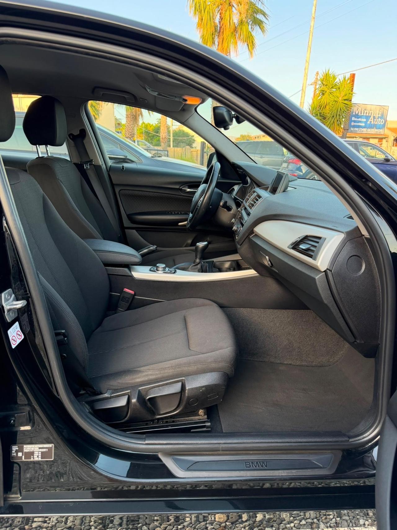 Bmw 116 116d 5p. Urban