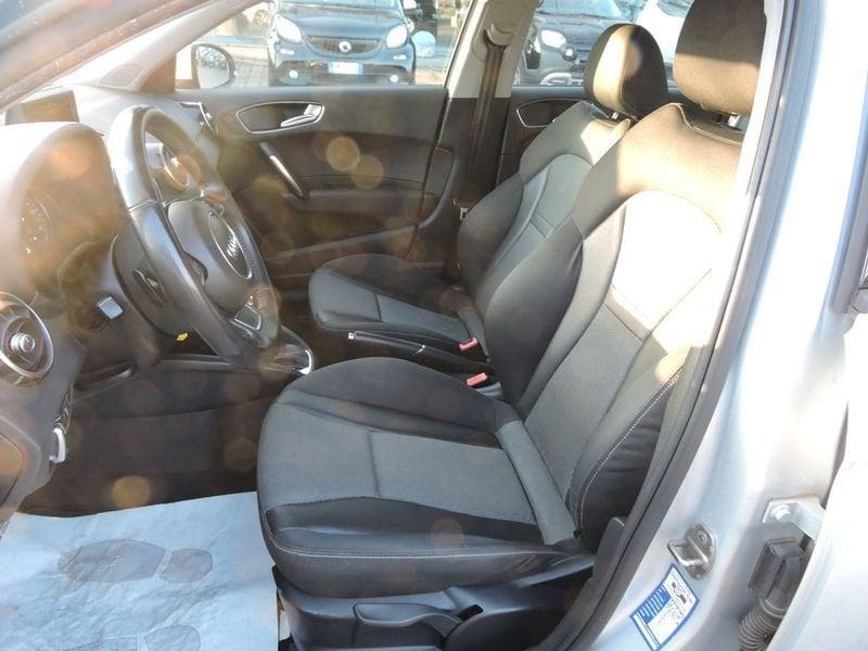 Audi A1 A1 1.6 TDI S tronic Attraction