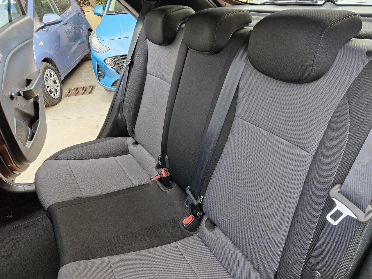 HYUNDAI I20 1.2 CONNECTILNE 75CV ANNO 10/2019