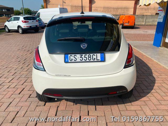 LANCIA Ypsilon 1.0 FireFly 5 porte S&S Hybrid Oro 5 POSTI