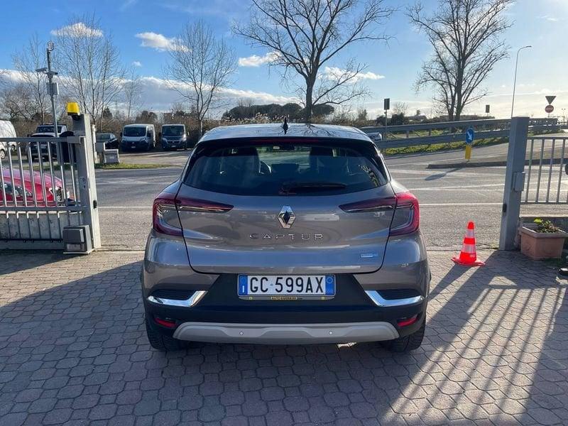 Renault Captur Plug-in Hybrid E-Tech 160 CV Intens