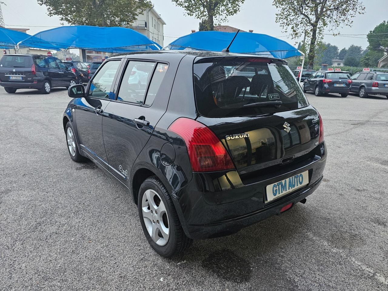 Suzuki Swift 1.3 Benzina -4x4 - 5p.