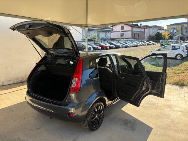 FORD Fiesta 1.2 16V 5p. NEOPATENTATI OK DISTRIBUZIONE P CONSEG