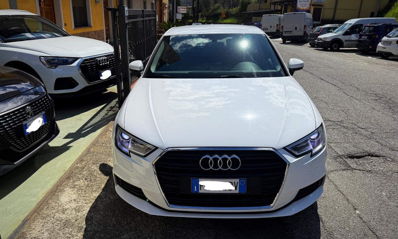 Audi A3 Sportback 1.6 TDI Business Sport - 2019