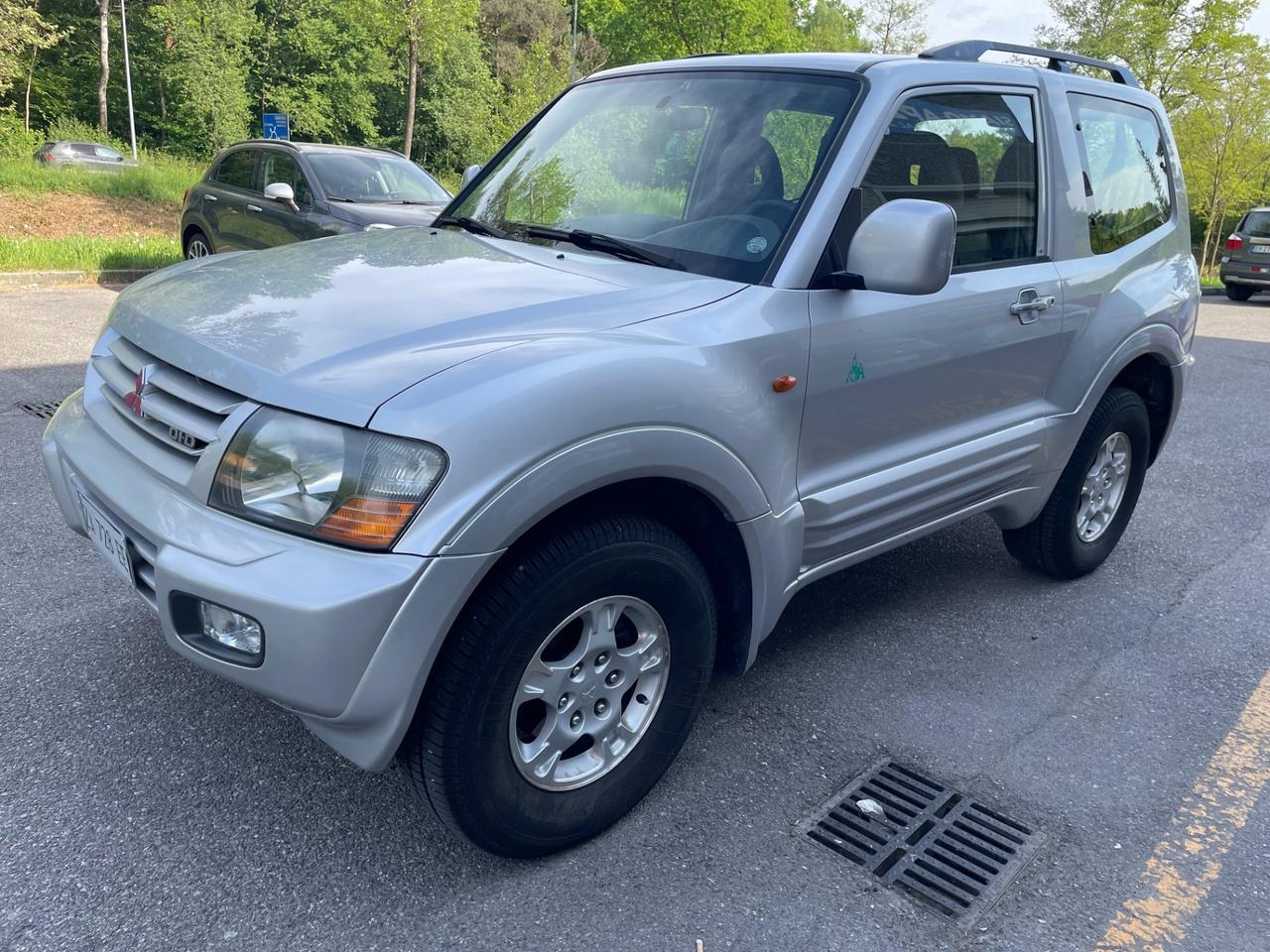 Mitsubishi Pajero 3.2 16V DI-D 3p. GLS1