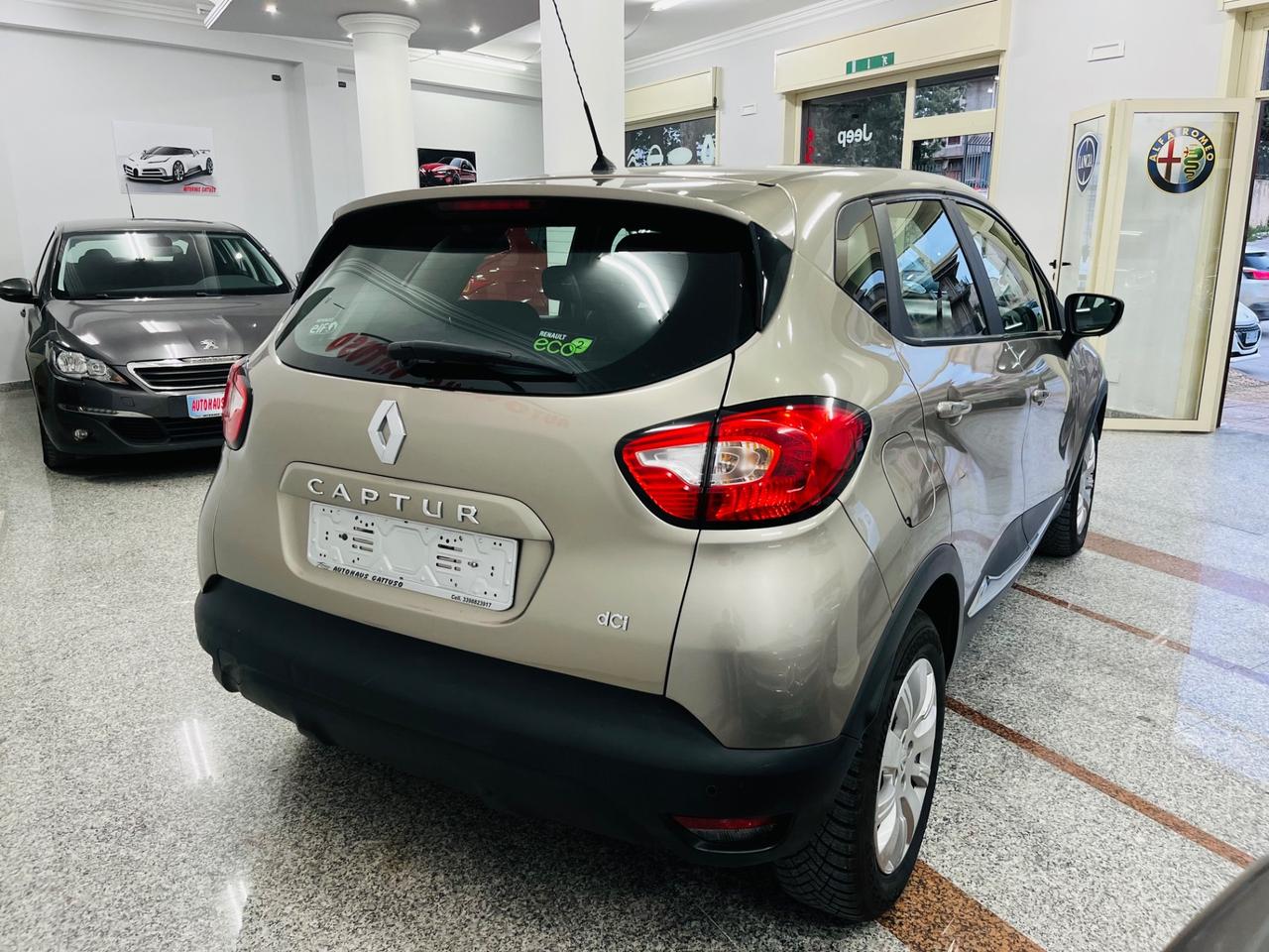 Renault Captur 1.5 dCi 90 CV anno 2015.