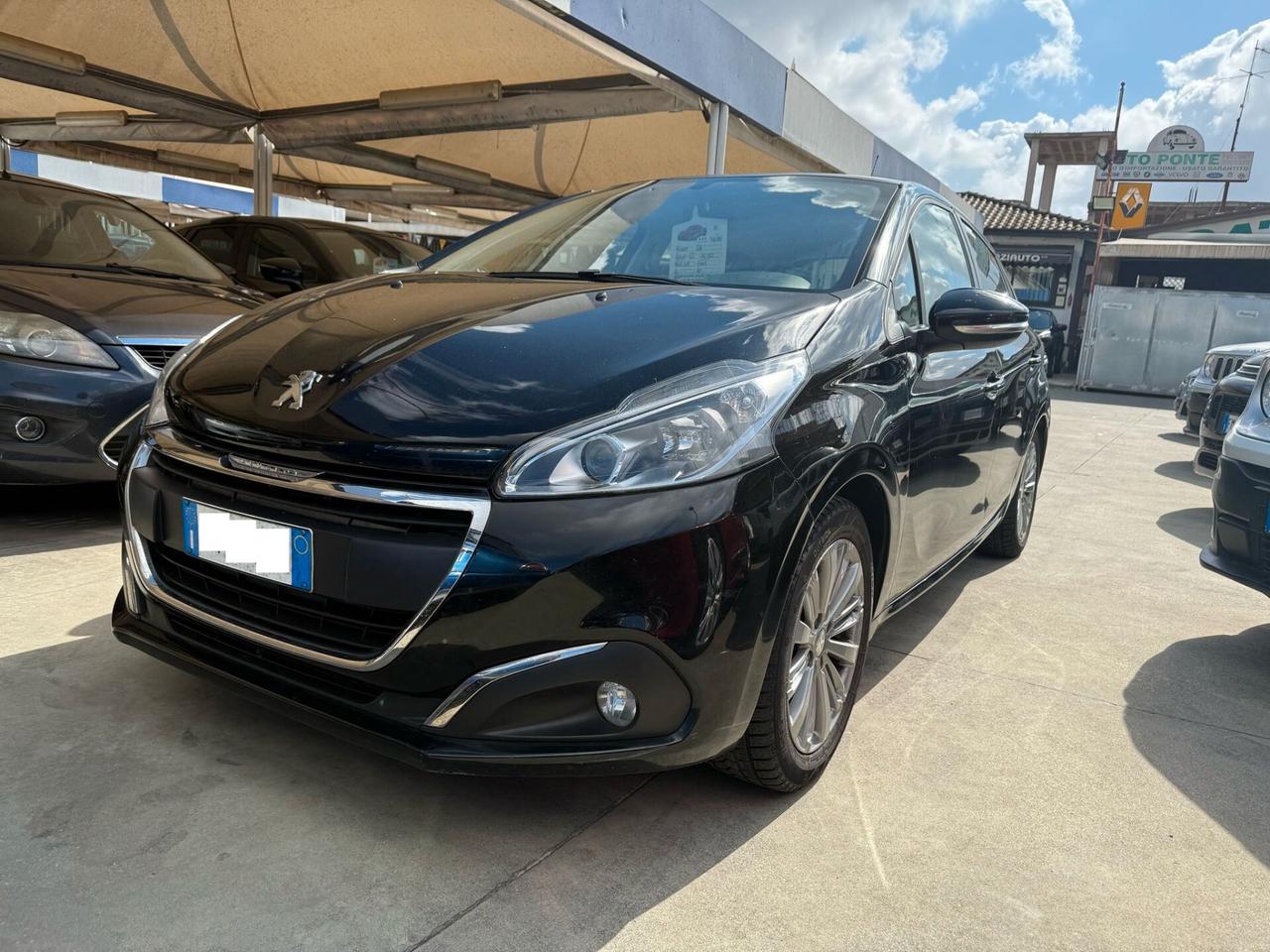 PEUGEOT 208 1,2 B/GPL