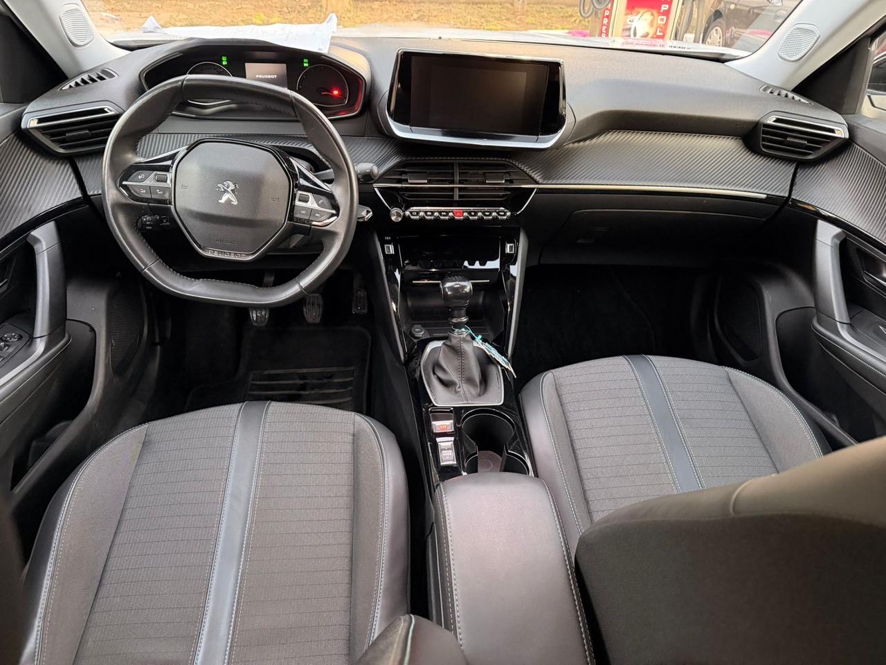 Peugeot 2008 PureTech 100 S&S Allure Pack