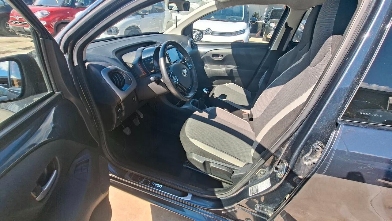 Toyota Aygo Connect 1.0 VVT-i 72 CV 5 porte 2021