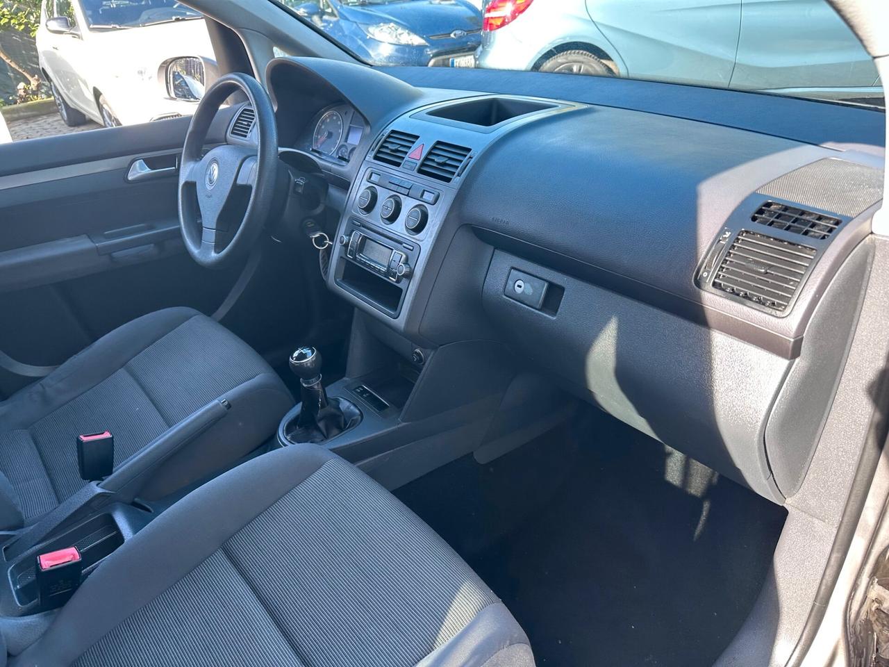 Volkswagen Touran 2.0 Trendline Ecofuel* 7POSTI