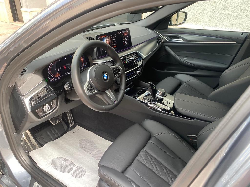 BMW Serie 5 520d aut. Touring Msport