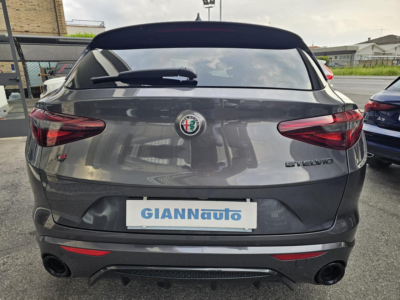 Alfa Romeo Stelvio 2.2 Turbodiesel 210 CV AT8 Q4 Veloce Tì