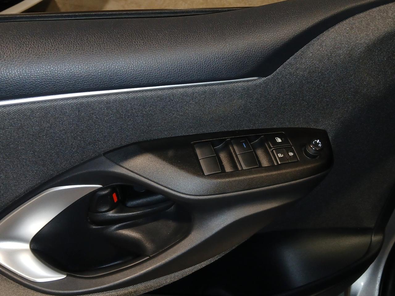 Toyota Yaris 1.5 Hybrid 5 porte Trend