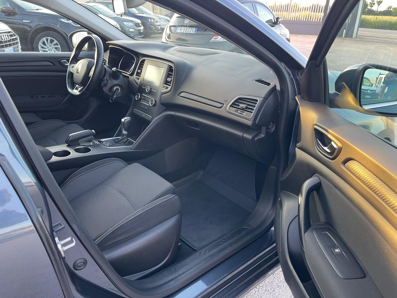 RENAULT MEGANE 1.5 DCI SW 110C. EDC FULL LED MY18