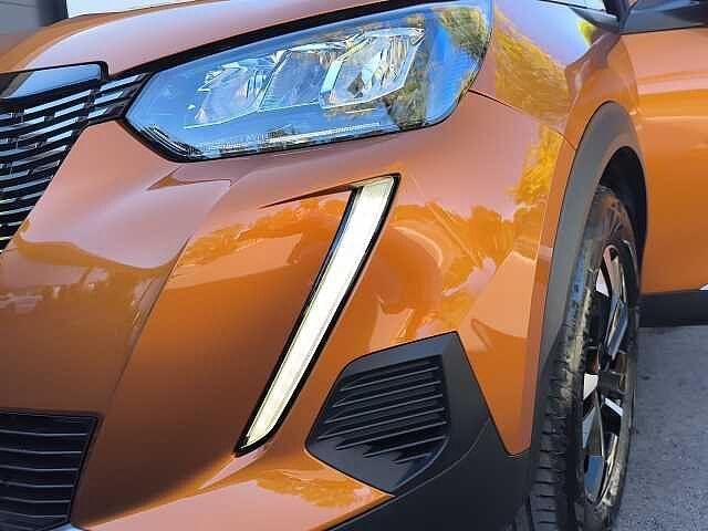 Peugeot 2008 PureTech 130 S&S EAT8 Allure