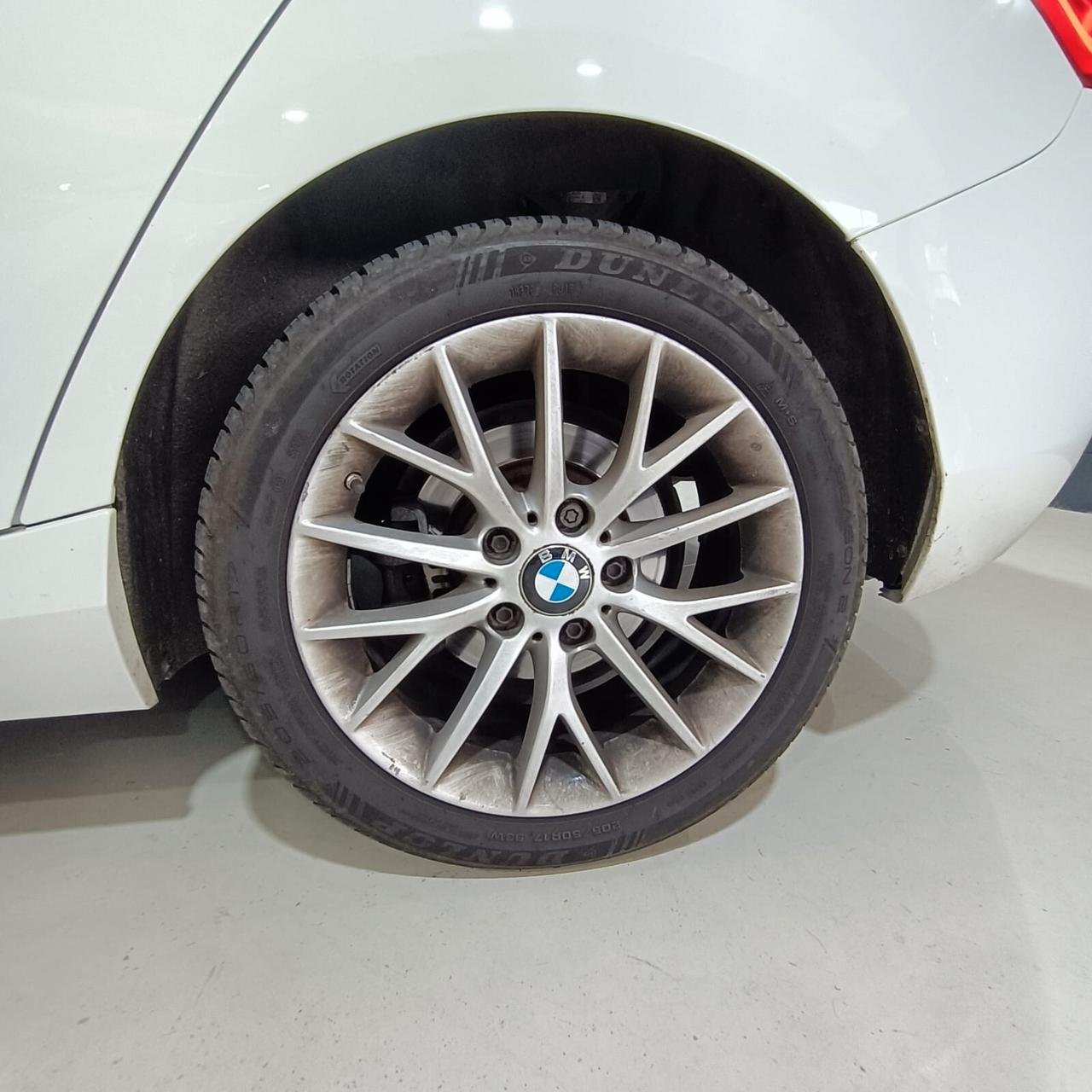 Bmw 116 116d 5p. Urban