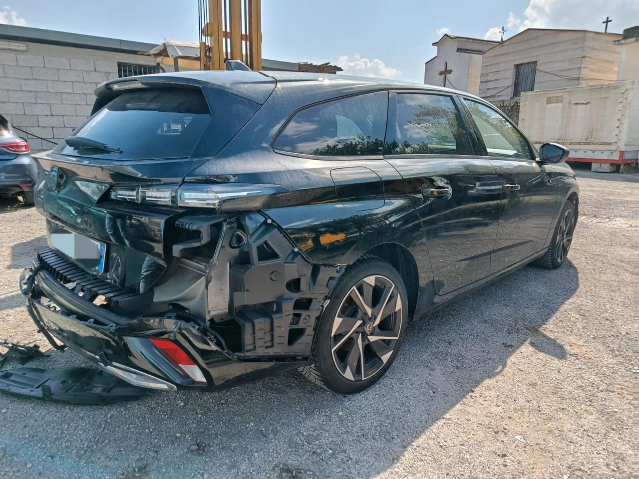 Peugeot 308 BlueHDi 130 S&S EAT8 SW GT-2025