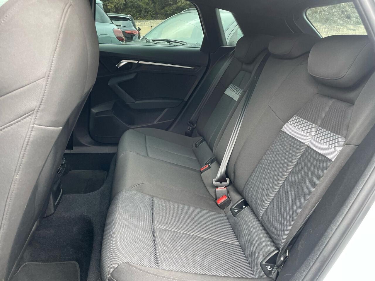 AUDI A3 SPB 35tdi S TRONIC S LINE 150cv.