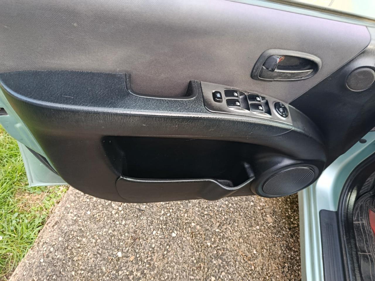 Hyundai Matrix 1.5 CRDi TD 12V GLS Plus