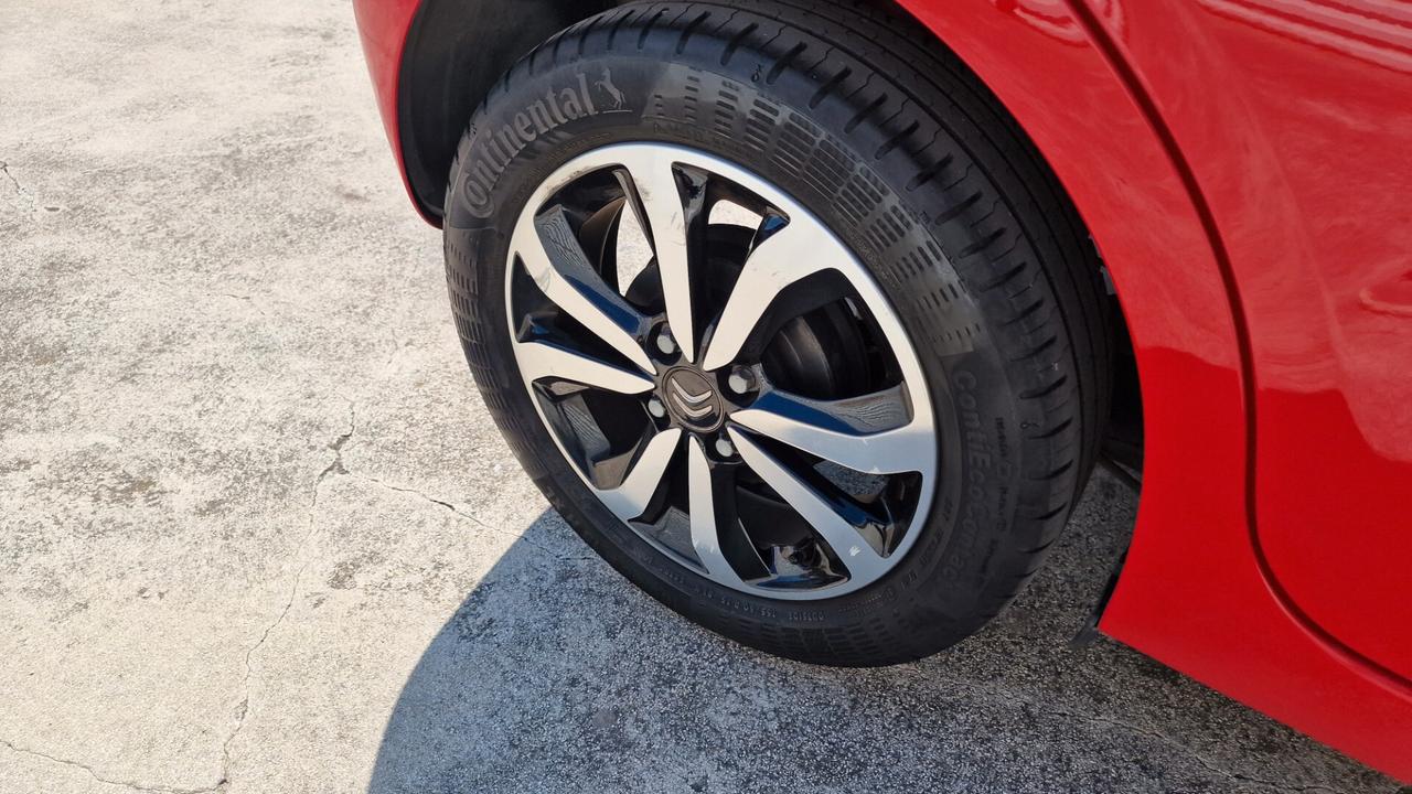 Citroen C1 VTi 72 S&S 5 porte Shine