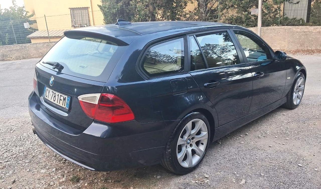 Bmw 320 320d Futura Touring
