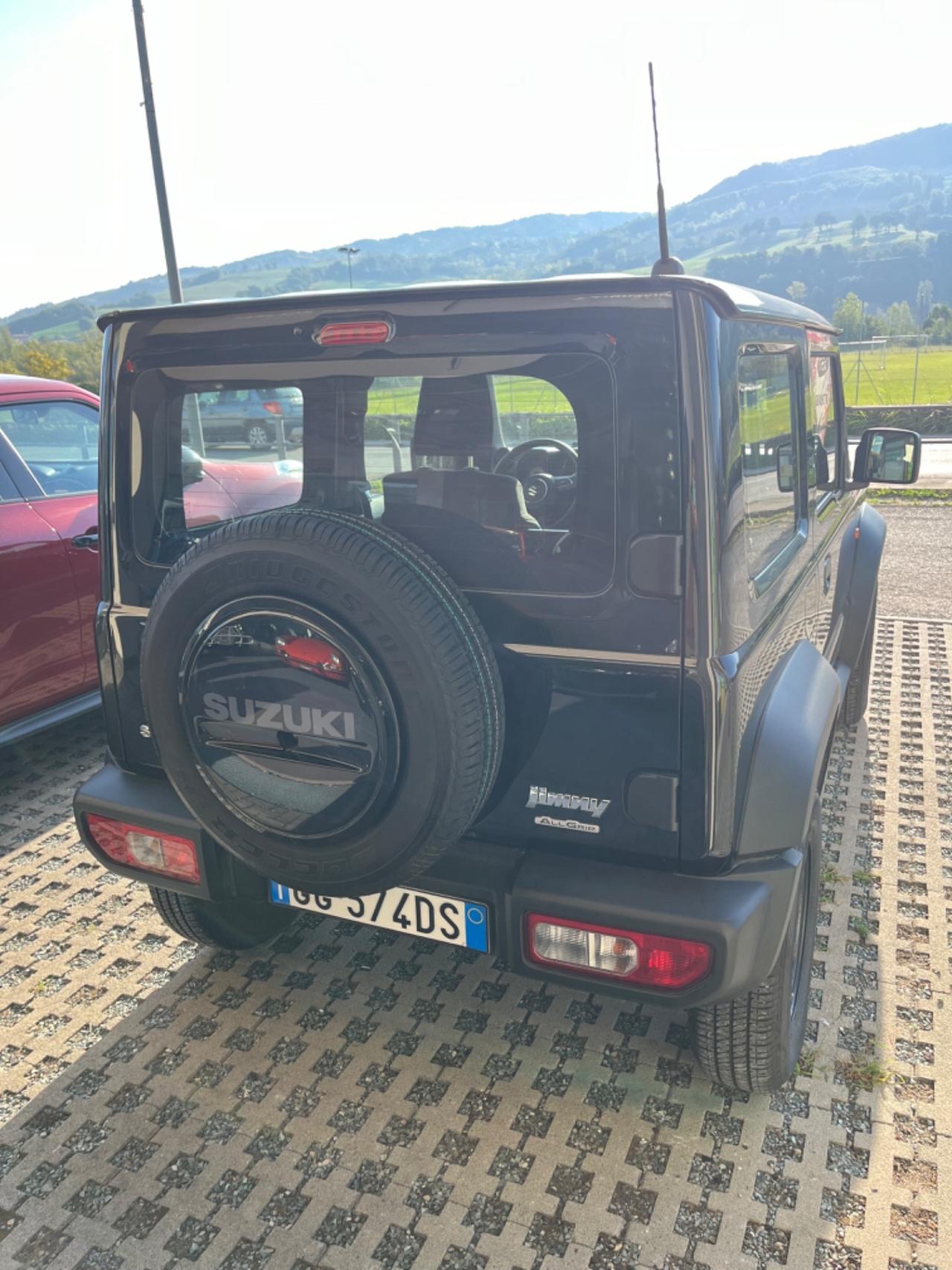 Suzuki Jimny 1.5 5MT PRO (N1)