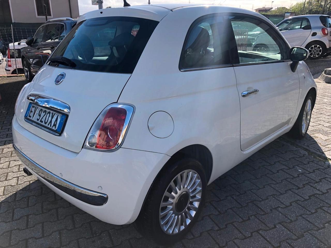 Fiat 500 1.2 Lounge ADATTA X NEOPATENTATI CON GARANZIA EUROPEA 12 MESI ESTENDIBILE FINO A 36 MESI!!!