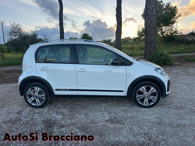 VOLKSWAGEN up! 1.0 75 CV 5p. cross up!