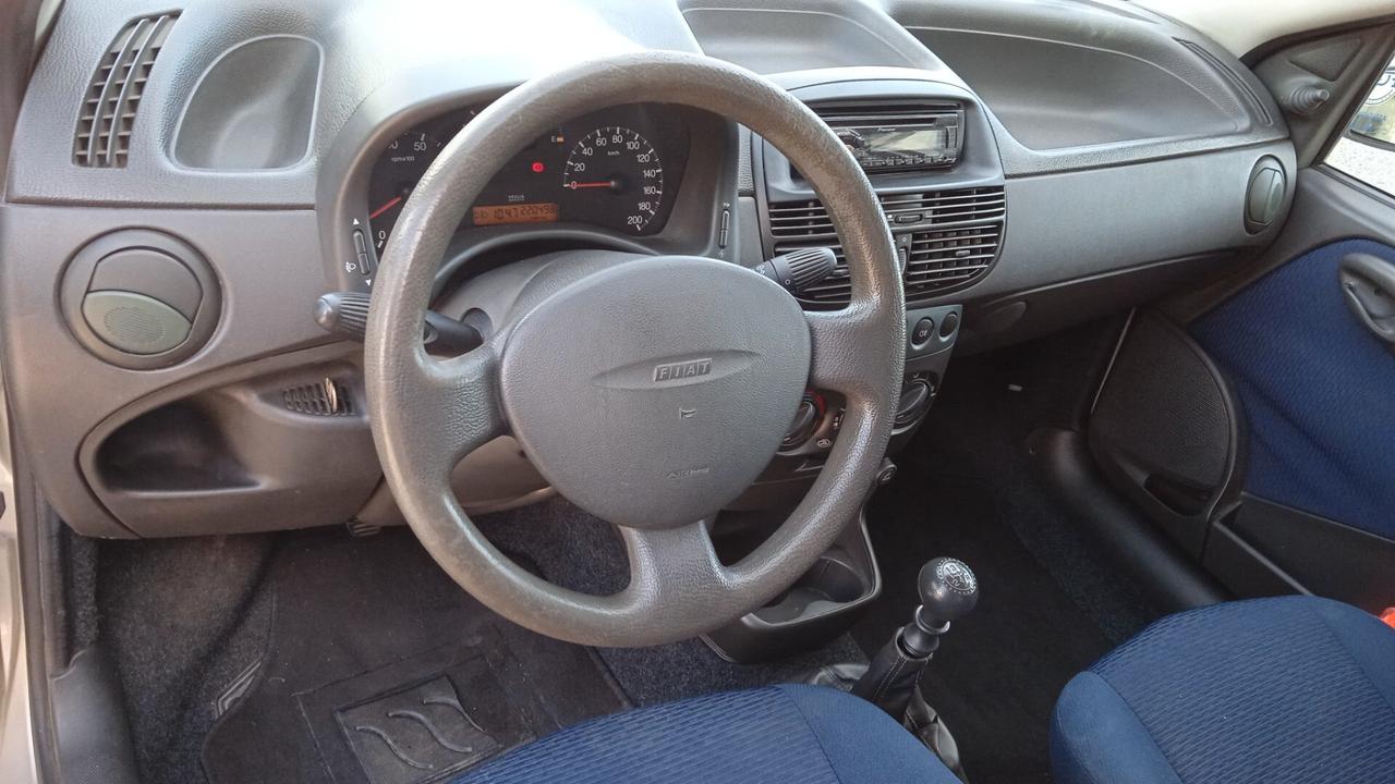 Fiat Punto 1.2i cat 5 porte ELX