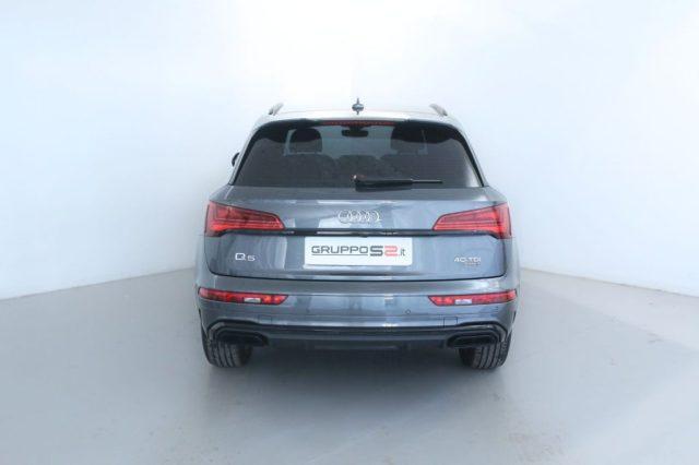 AUDI Q5 40TDI 204 CV quattro S tronic S line Black edition