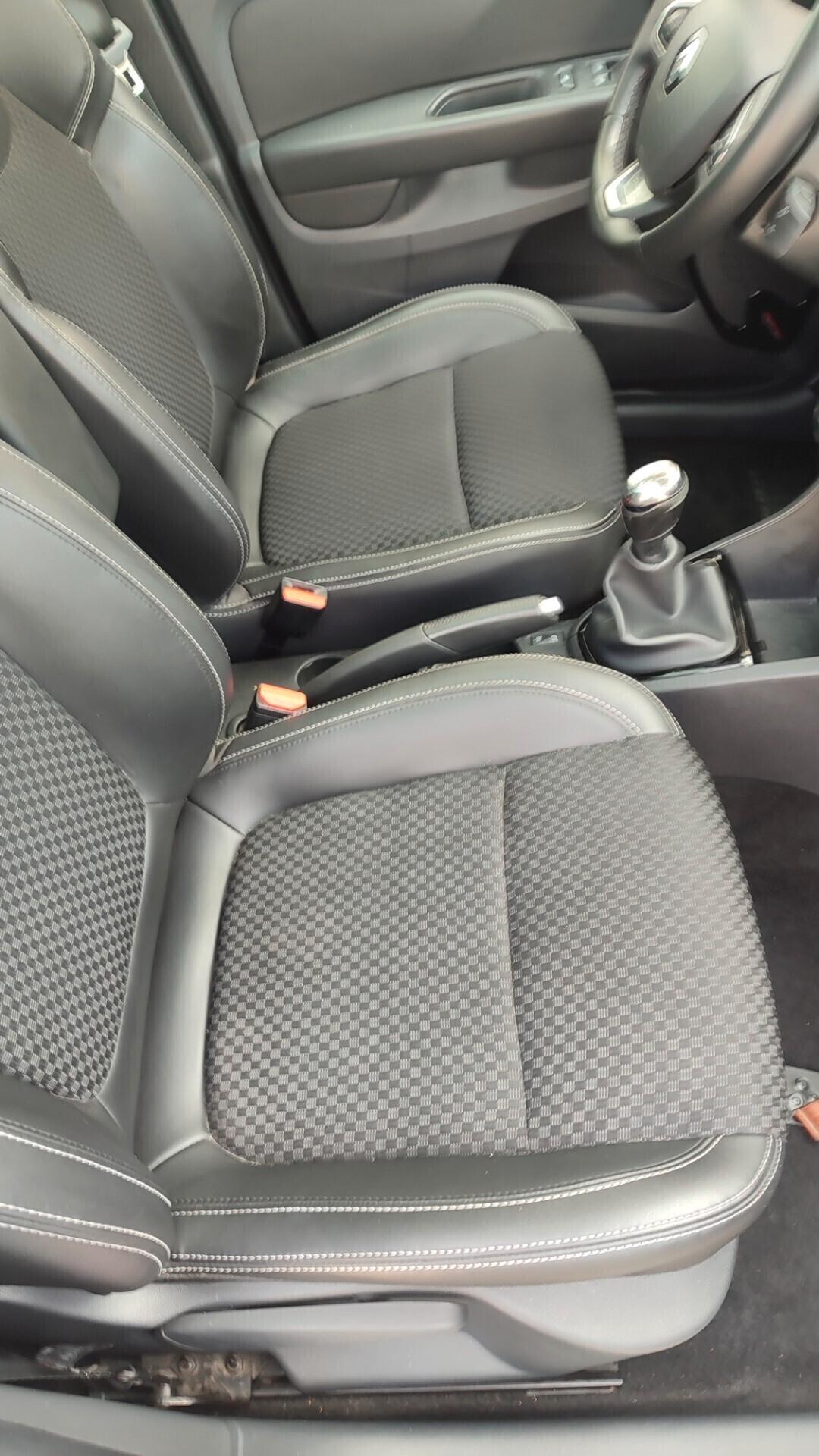 Renault Clio TETTO PANORAMICO