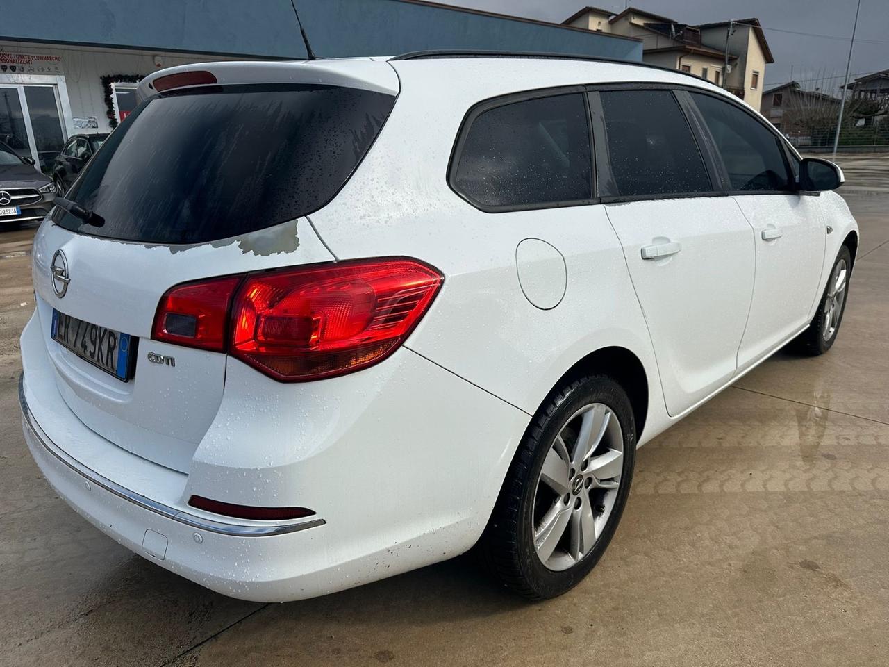 Opel Astra 1.6 CDTI EcoFLEX S&S Sports Tourer Cosmo