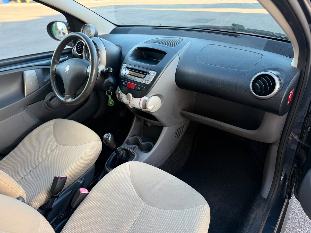 Peugeot 107 1.0 68CV 5p. Sweet Years