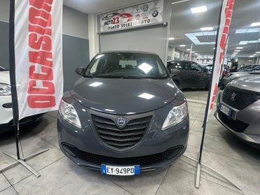 Lancia Ypsilon 1.2 69 CV 5 porte Elle Ok Neopatentati