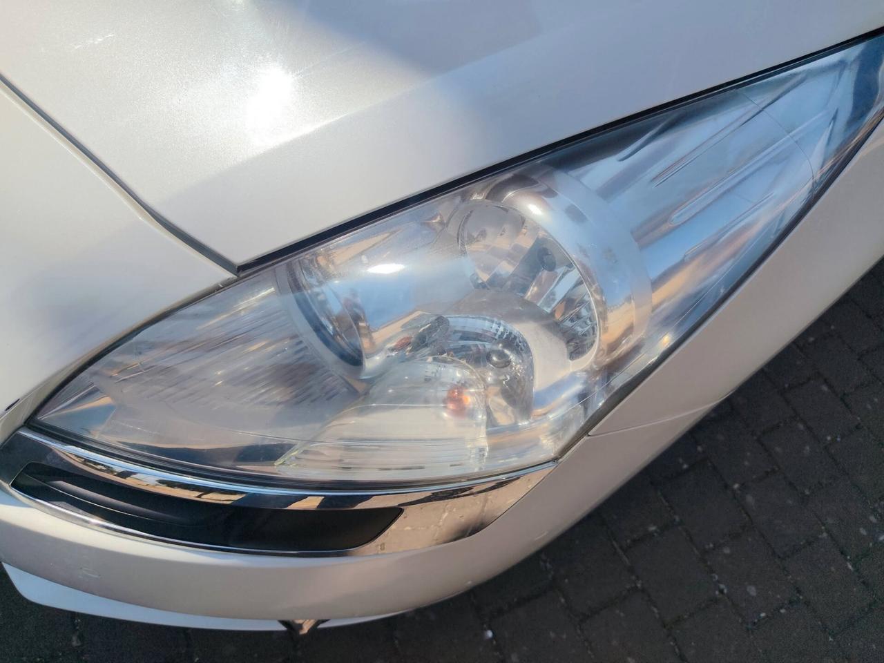 Peugeot 5008 2.0 HDi 163CV aut. Family
