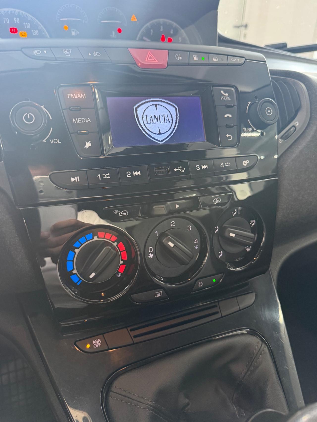Lancia Ypsilon 1.2 BENZ/ GPL Ecochic FINANZIABILE