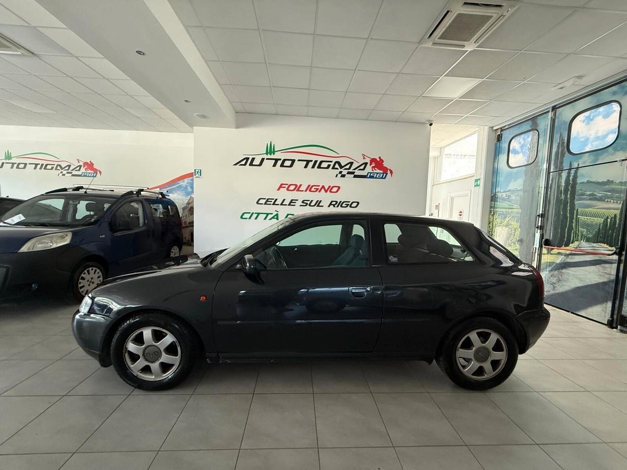 Audi A3 1.8 20V cat 3p. Attraction