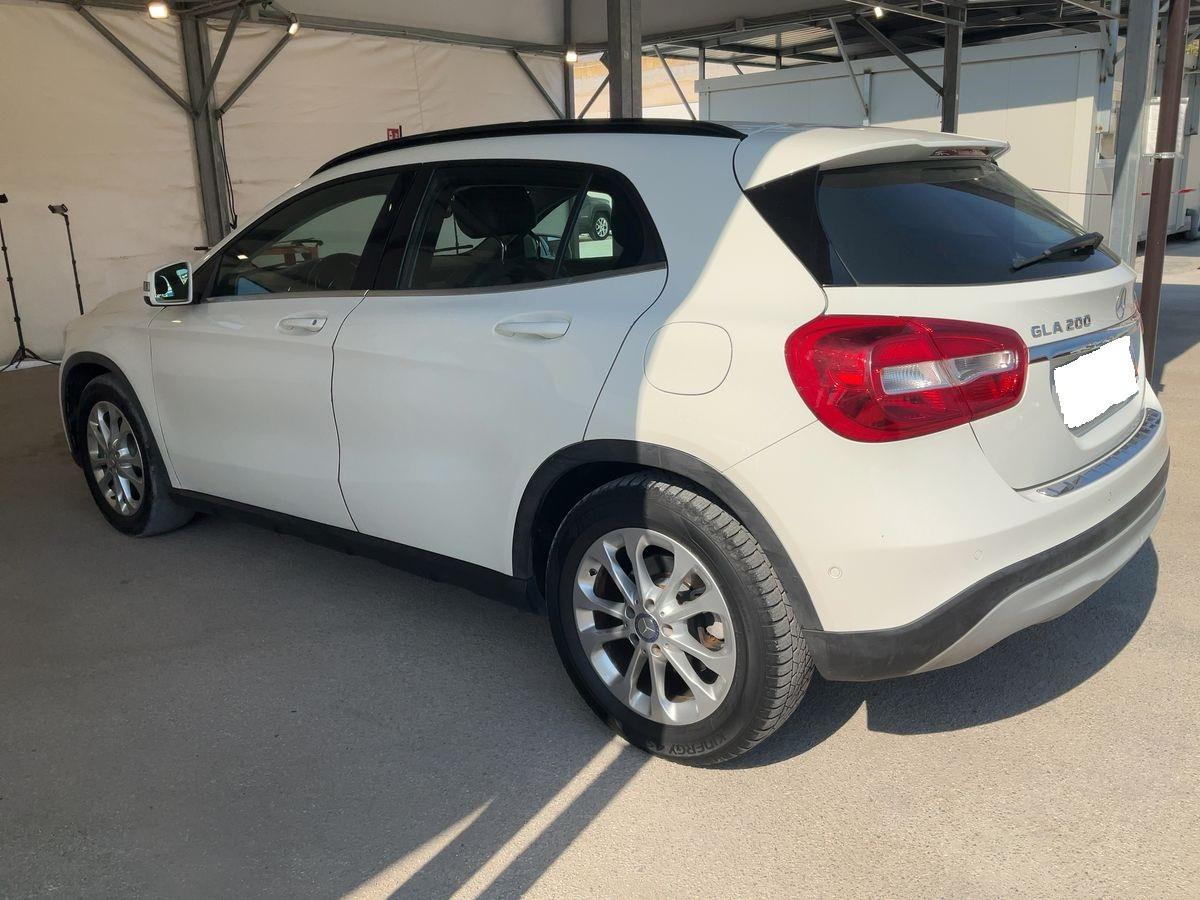 Mercedes-Benz GLA 200d Executive