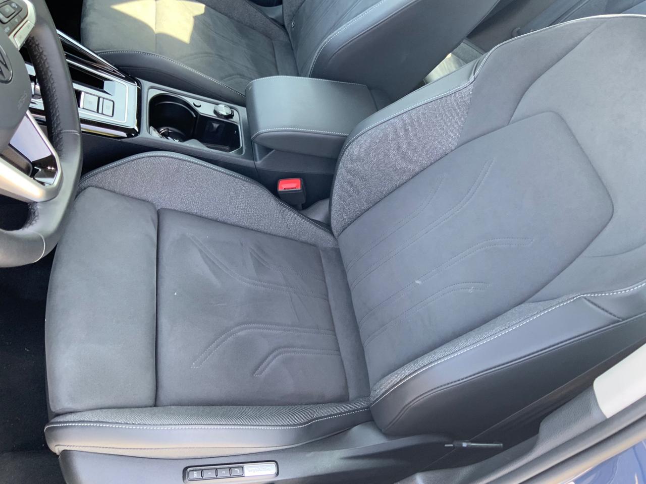 Volkswagen Golf 2.0 TDI 150 CV DSG SCR Style